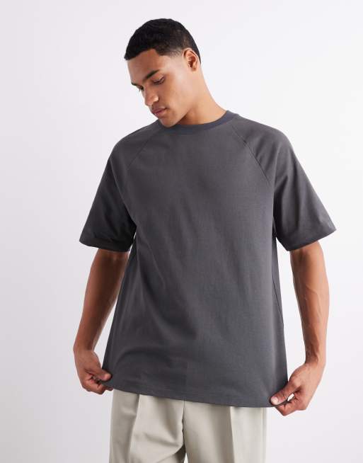 ASOS DESIGN – Grafitowy gruby T-shirt o gramaturze 240 g/m² o luźnym kroju z raglanowymi rękawami