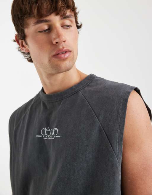 ASOS DESIGN – Grafitowy gruby top bez rękawów oversize z graficznym napisem, 3 z 5