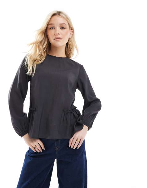ASOS DESIGN – Grafitowy luźny top z baskinką po bokach - view 1