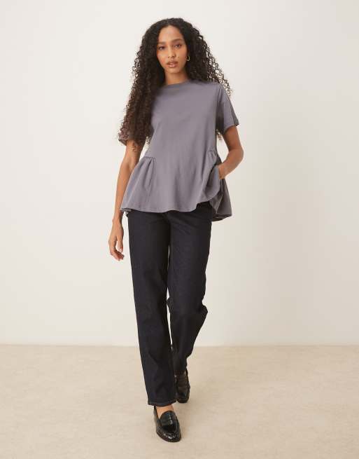 ASOS DESIGN – Grafitowy T-shirt oversize z marszczoną baskinką, 3 z 4