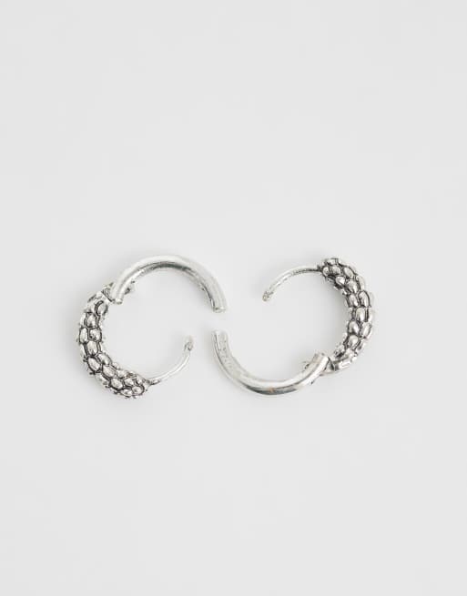 ASOS DESIGN grain texture hoop earrings in burnished silver, 4 of 4