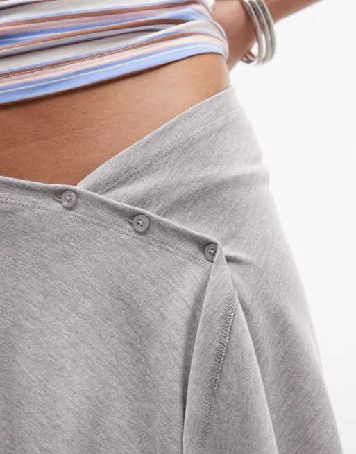 ASOS DESIGN – Gråmelerad kjol i jersey med ojämn fåll och knappdetalj, 4 av 5