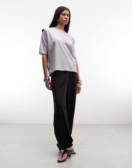 ASOS DESIGN – Gråmelerad t-shirt i regular fit med tydliga axelvaddar, 2 av 4