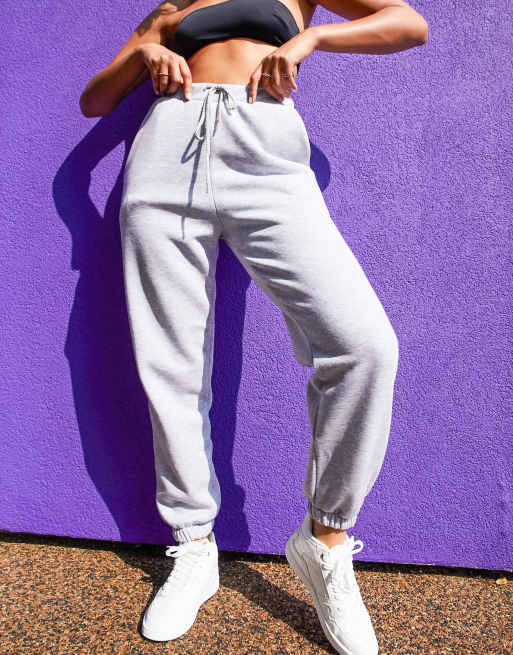 ASOS DESIGN – Gråmelerade oversized mjukisbyxor