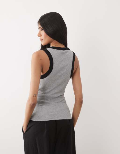 ASOS DESIGN – Gråmelerat och svart, ribbat brottarlinne med kontrastfärgad fåll, 4 av 4