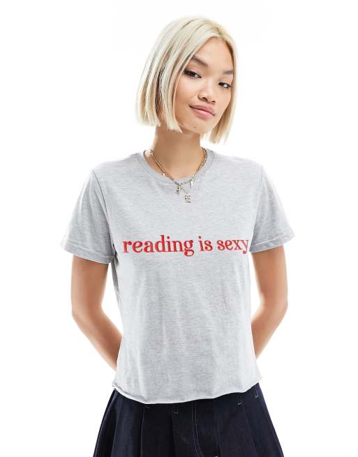 ASOS DESIGN - Gråmeleret baby-T-shirt med 'Reading Is Sexy'-grafik