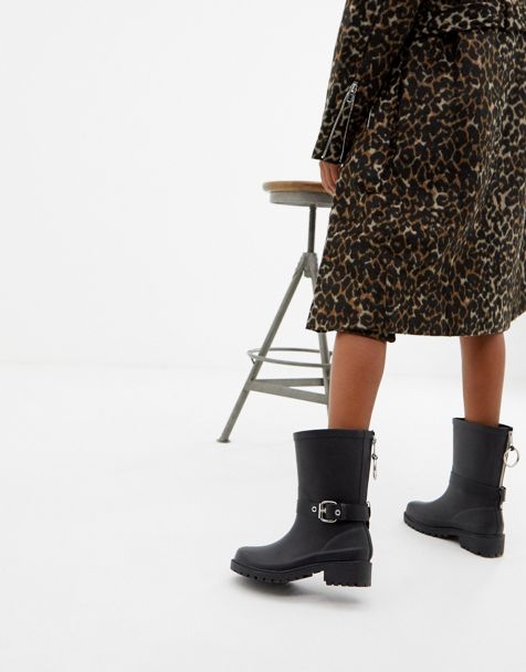 Page 4 - Women's Boots | Ankle, Knee High & Over the Knee | ASOS