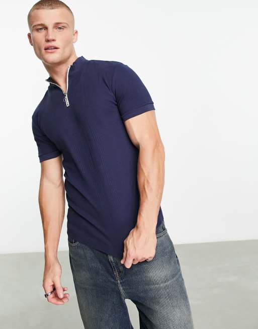 ASOS DESIGN – Granatowa elegancka koszulka polo o kroju podkreślającym sylwetkę z prążkowanego materiału z suwakiem pod szyją