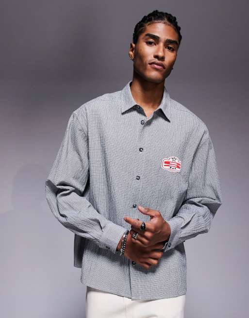ASOS DESIGN – Granatowa koszula o pudełkowym kroju oversize w kratkę z naszywką na piersi