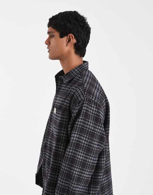 ASOS DESIGN – Granatowa koszula oversize w kratkę z naszywką, 2 z 5