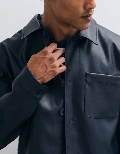 ASOS DESIGN – Granatowa kurtka koszulowa z imitacji skóry, 3 z 5