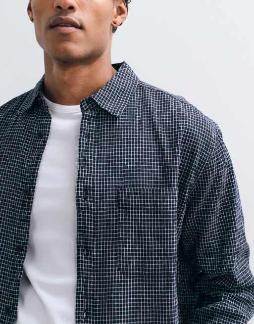 ASOS DESIGN – Granatowa luźna koszula w drobną kratę, 4 z 5