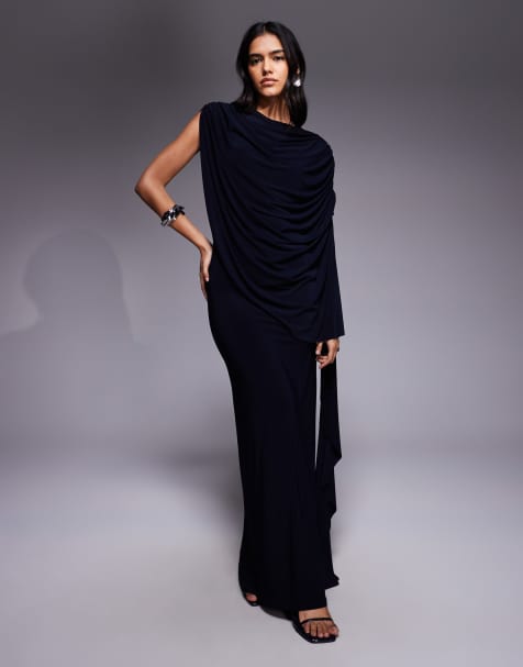 ASOS DESIGN – Granatowa sukienka maxi na jedno ramię z pelerynką - view 1