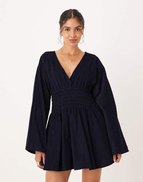 ASOS DESIGN – Granatowa sztruksowa sukienka mini z dekoltem w szpic i marszczeniem w talii - view 1