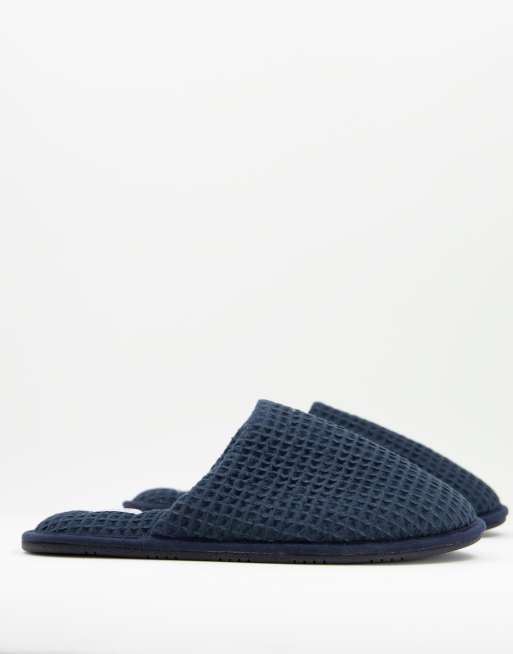 ASOS DESIGN – Granatowe kapcie o waflowej teksturze
