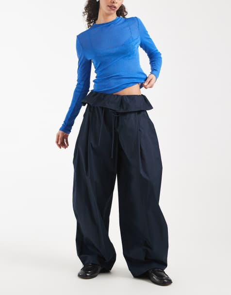 ASOS DESIGN – Granatowe spodnie z falbanką w talii - view 1