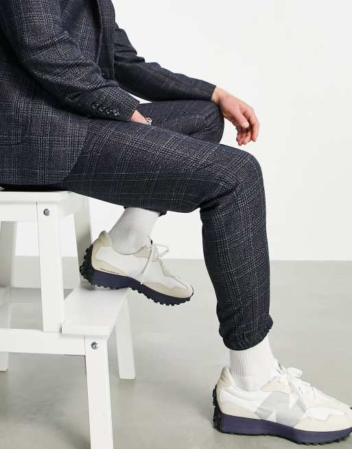 ASOS DESIGN – Granatowe zwężane spodnie garniturowe w kratę ze ściągaczami, 4 z 4