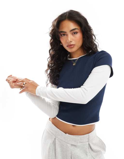 ASOS DESIGN – Granatowo-biała dwuwarstwowa koszulka o krótkim fasonie z długimi rękawami