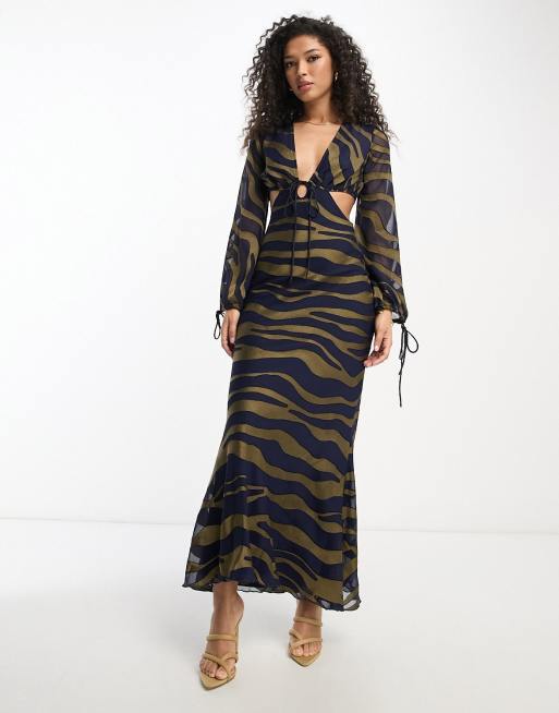 ASOS DESIGN – Granatowo-złota sukienka maxi z nietoperzowymi rękawami i kontrastową wstawką