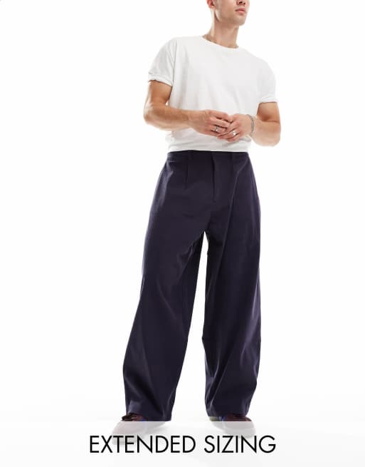 ASOS DESIGN – Granatowoniebieskie luźne spodnie sztruksowe oversize z zakładkami