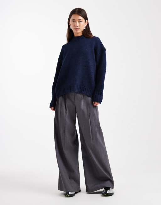 ASOS DESIGN – Granatowy gruby sweter super oversize z okrągłym dekoltem i zaokrąglonym dołem, 3 z 4