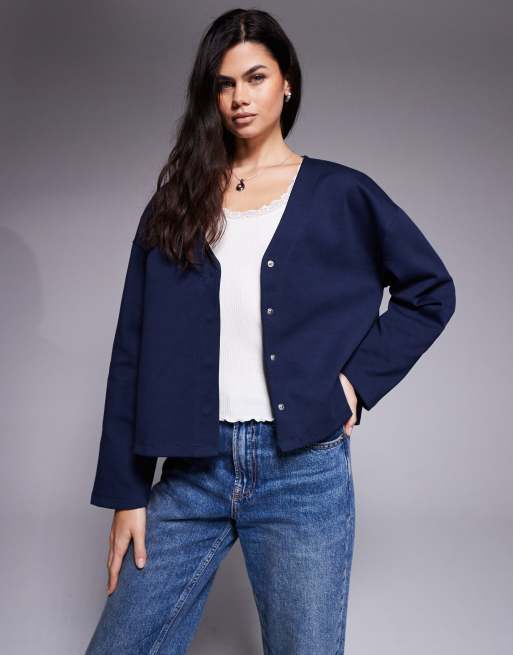 ASOS DESIGN – Granatowy krótki kardigan z długim rękawem z dzianiny interlock z dekoltem w kształcie litery V