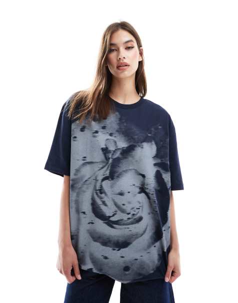 ASOS DESIGN – Granatowy T-shirt z nadrukiem róży - view 1