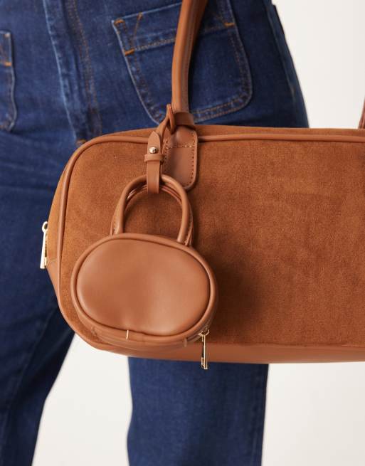 ASOS DESIGN - Grand sac bowling imitation daim avec mini sac bowling - Fauve, 4 de 4