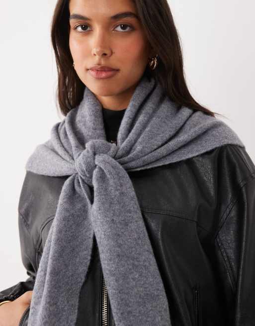 ASOS DESIGN grand triangle en laine gris moyen, 2 de 3