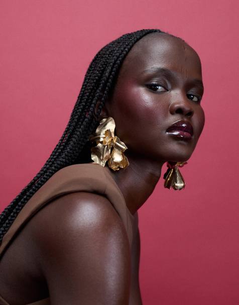 ASOS DESIGN - Grandes boucles d'oreilles fleurs - Doré brossé - view 1