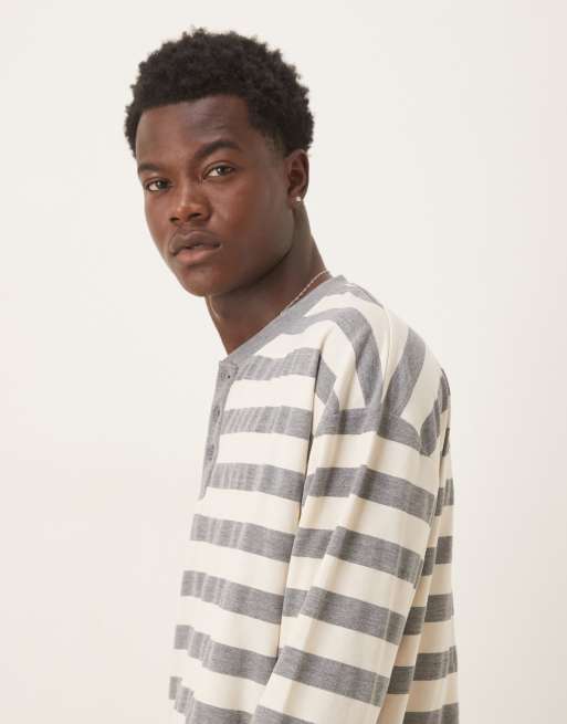 ASOS DESIGN – Grårandig, kraftig t-shirt i henleystil med långa ärmar och oversize, 4 av 5