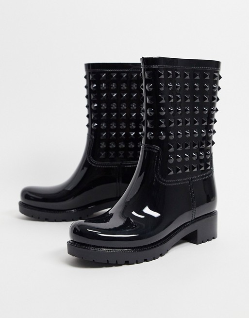 ASOS DESIGN Grateful studded wellie boots in black