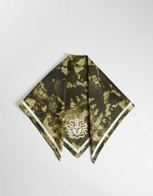 ASOS DESIGN - Grøn bandana i satin med camouflageprint, 4 af 4