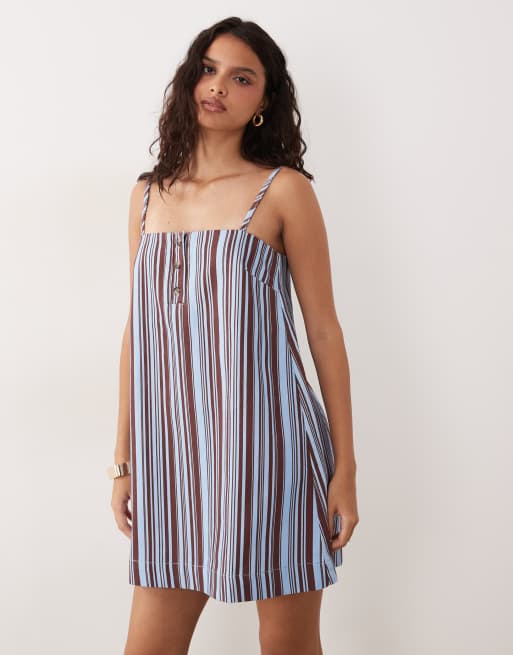 ASOS DESIGN - Grøn cami-minikjole i denim med knapdetalje og striber, 2 af 4