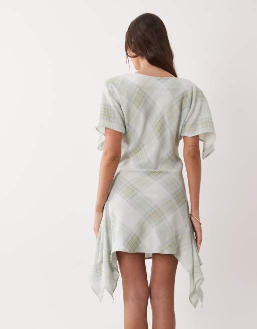 ASOS DESIGN - Grøn flagrende minikjole med flagrende ærmer og tern, 3 af 4