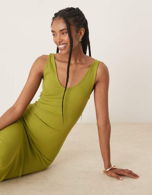 ASOS DESIGN - Grøn ribstrikket ærmeløs midaxi-kjole med V-hals, 2 af 4