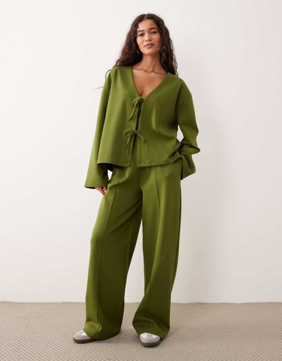 Wide Leg Jogger Trousers