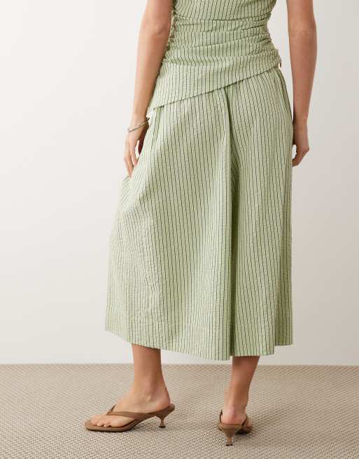 ASOS DESIGN - Grønne pull-on-culottes i seersucker-stof med striber, 5 af 5