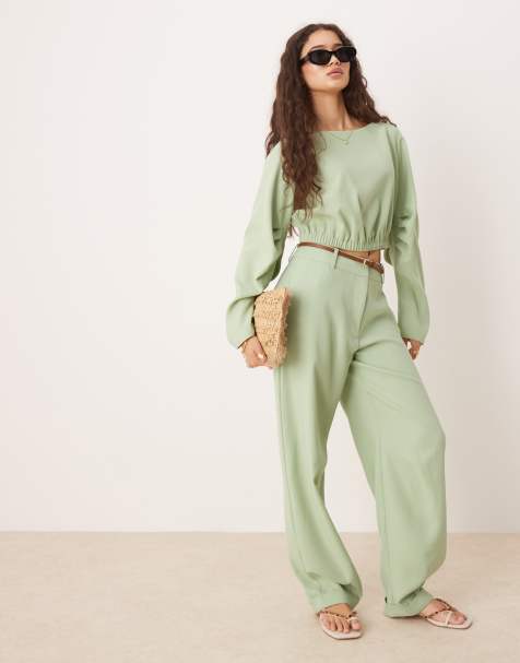 ASOS DESIGN - Grønt sæt med top med plisserede detalje på ærmerne og skræddersyede bukser med ekstremt tøndeformede ben - view 1