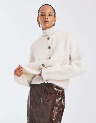 ASOS DESIGN - Grobe Strickjacke aus Alpakawolle in Cremeweiß
