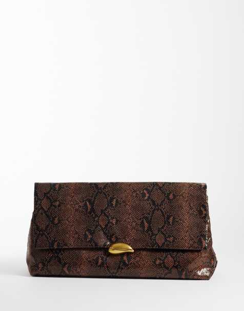 ASOS DESIGN große weiche Clutch mit Schlangenprint und Metall-Details - view 1