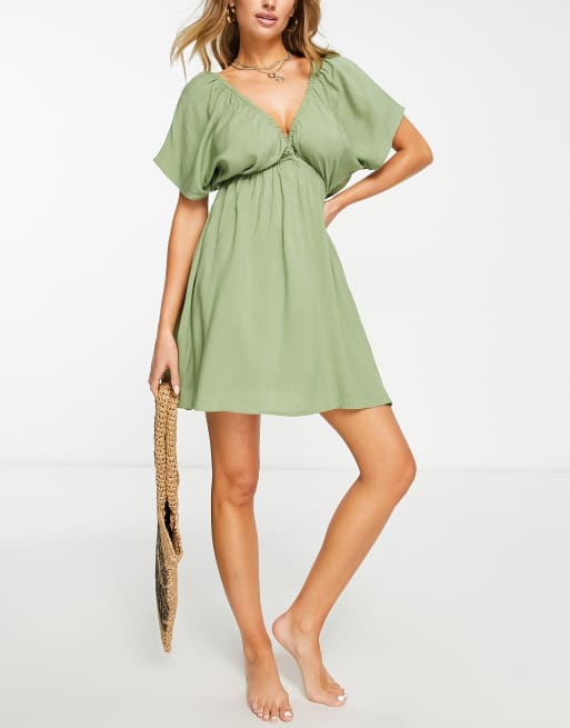 ASOS DESIGN – Größere Brust – Kurzes Strandkleid in Khaki mit Flügelärmeln