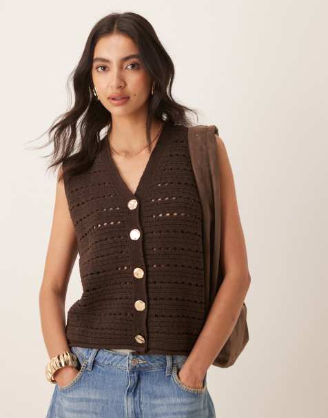 ASOS DESIGN - Grofgebreide gilet met goudkleurige knopen in chocoladebruin - view 1