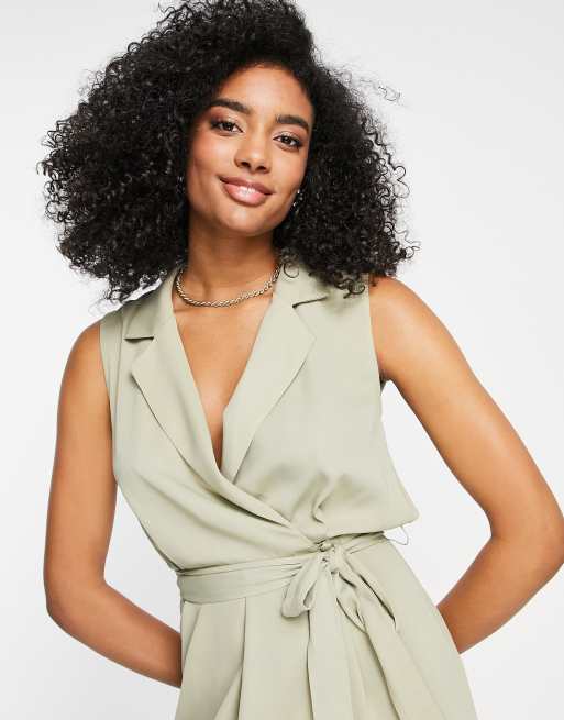 ASOS DESIGN – Grön ärmlös midiklänning med krage och omlottdesign , 3 av 4