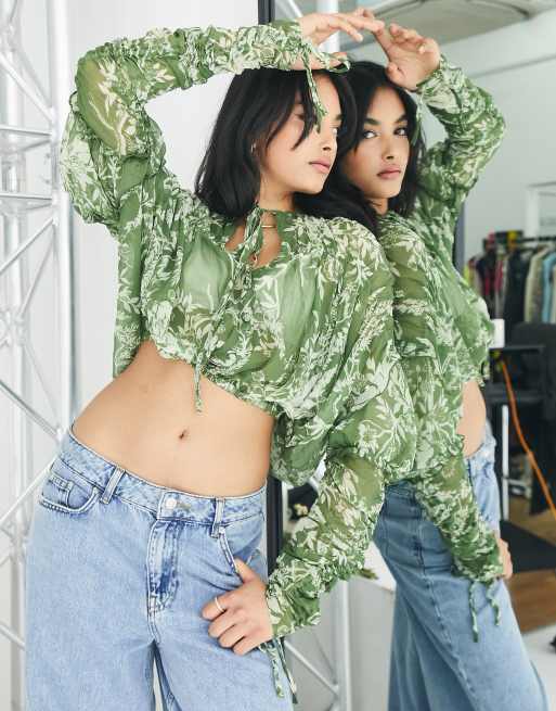 ASOS DESIGN – Grön blommig blus i skirt material med ryschade blusärmar