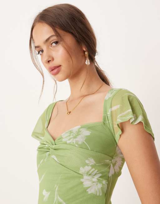 ASOS DESIGN – Grön, blommig midi-teaklänning med utsvängda ärmar och snurrad knut framtill, 3 av 4