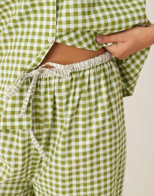 ASOS DESIGN – Grön, ginghamrutig och randig pyjamas med kortärmad skjorta och byxor, 2 av 4