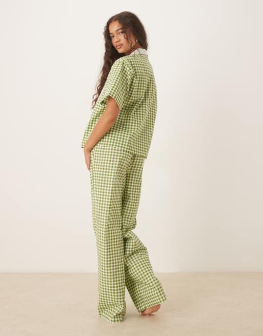ASOS DESIGN – Grön, ginghamrutig och randig pyjamas med kortärmad skjorta och byxor, 4 av 4