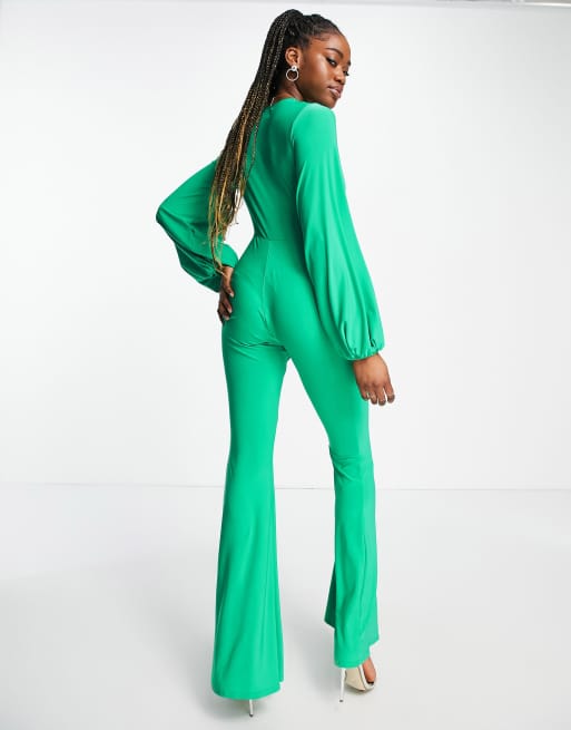 ASOS DESIGN – Grön glammig jumpsuit med djup urringning och knytning framtill, 2 av 4