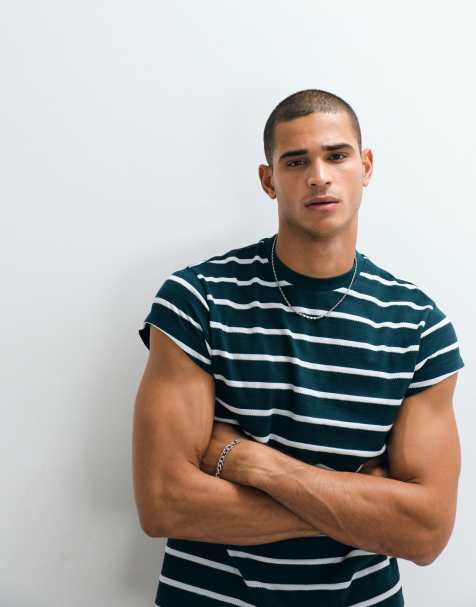 ASOS DESIGN – Grön, randig t-shirt i regular fit med boxig passform och holkärmar - view 1